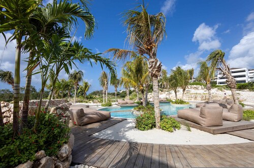 The Reef Superior Penthouse With Ocean View
