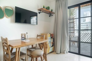 House | 1 bedroom, Internet - w Elegant Loft w Balcony in Bocagrande (Cartagena)