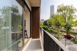 Apartment | Exterior - w Awesome Loft in the Heart of San Rafael (Mexico City)