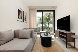House | Exterior - w Dreamlike 1BR in the Heart of San Rafael (Mexico City)