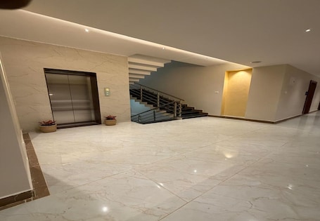 Interior. M R SUITES