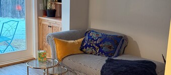 Beautiful 1-bedroom downstairs flat in welcoming Troy perfect for your getaway