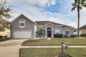 House (5 Bedrooms) | Interior - Group-ready Theme Park Hub w/ Pool in Davenport (Davenport)