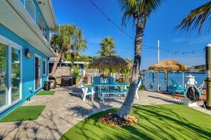 Apartment (2 Bedrooms) | Interior - Bayfront Retreat Across From Treasure Island Beach (Treasure Island)