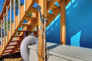 Apartment (2 Bedrooms) | Interior - Bayfront Retreat Across From Treasure Island Beach (Treasure Island)