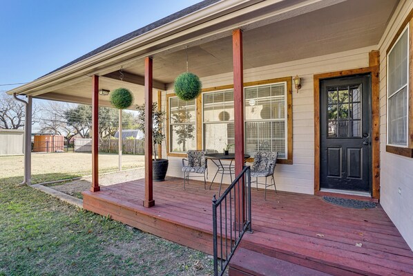 House (2 Bedrooms) | Front of property