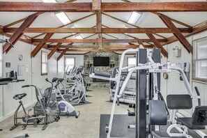 House (2 Bedrooms) | Interior - Cozy Lake Wallenpaupack Cabin w/ Community Perks (Lake Ariel)