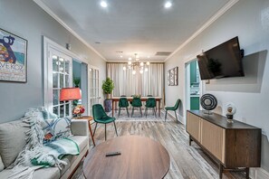 House (3 Bedrooms) | Front of property