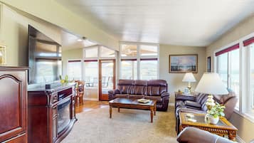 Talo (3 Bedrooms) | Sisätilat