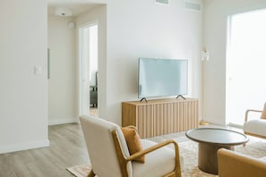 Apartment (2 Bedrooms) | Interior - Walk to Intl Soccer at Hard Rock! Home w/ Pool (Miami Gardens)