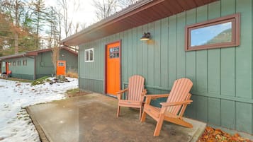 Rumah (2 Bedrooms) | Interior