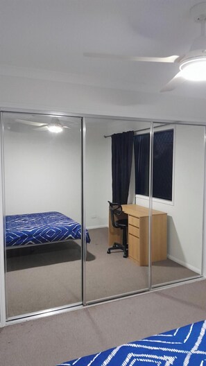 1 bedroom, WiFi - Tasha's House in Augustine Heights (Augustine Heights)