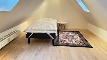3 bedrooms, soundproofing