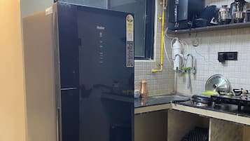 Micro-ondes, four, plaque de cuisson