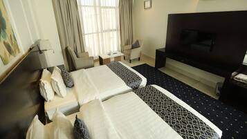 Basic Twin Room, 2 Queen Beds