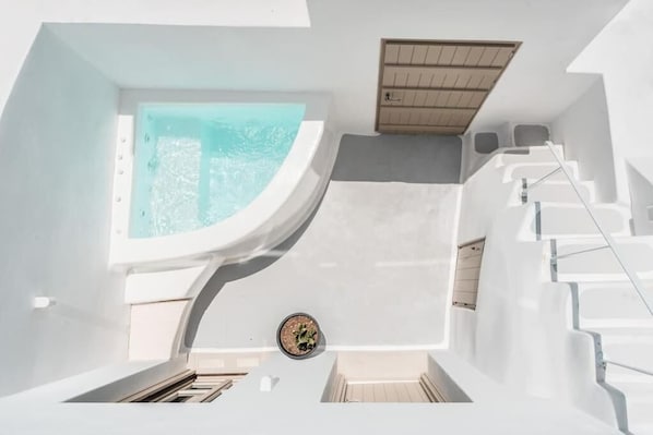 Akri 1 | Pool - Akri Santorini with heated Jacuzzi (Santorini)