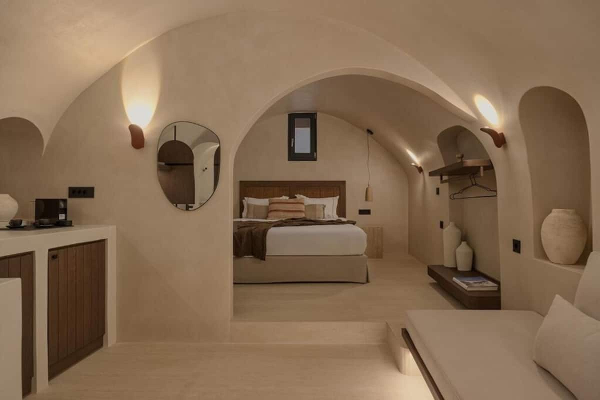 Junior House, Patio | In-room safe, blackout curtains, soundproofing, iron/ironing board