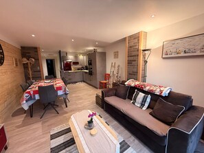 TV - 2-room apartment with balcony, sleeps 4 in Villard-de-Lans (Villard-de-Lans)