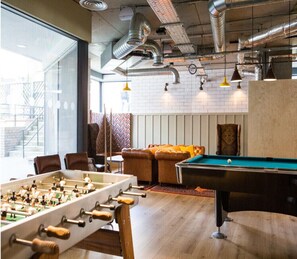 Games room - Student Only Modern Studio at Portobello Near Kensington and Chelsea (Greater London)