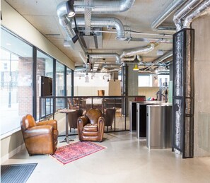 Lobby - Student Only Modern Studio at Portobello Near Kensington and Chelsea (Greater London)