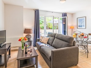 TV - Le Jardin Mauresque by Interhome (Arcachon)
