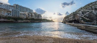 Xlendi Apartment With BBQ Close to the Bay