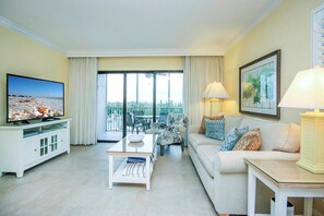 TV - Bayside Villa 4224: Bright Corner Unit with Stunning Bay Views (Captiva)