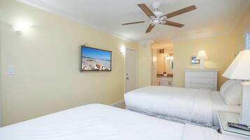 1 chambre, fer et planche Ă repasser, Wi-Fi gratuit, draps fournis