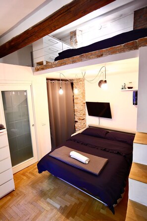 Ferro/asse da stiro, accesso a Internet, lenzuola