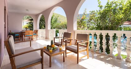 Holiday Home Calmation