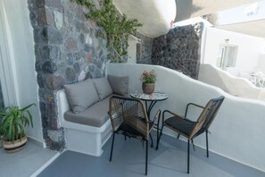 Superior-Suite, Meerblick | Speisen im Freien