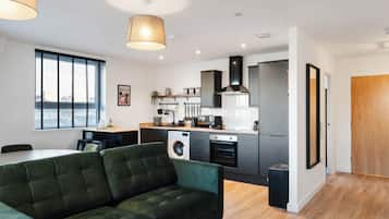 Deluxe Apartment, 2 Bedrooms, Non Smoking | Interior