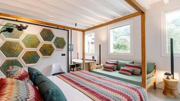 1 slaapkamer, een kluis op de kamer, een strijkplank/strijkijzer