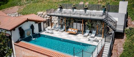 Outdoor pool, a heated pool