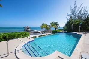 Pool - Hidden Treasure + Little Treasure by Grand Cayman Villas (Cottage)