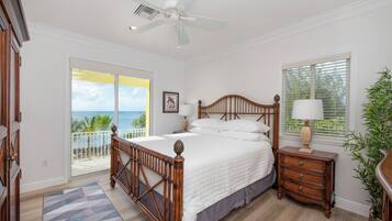 6 bedrooms, desk, free WiFi, bed sheets