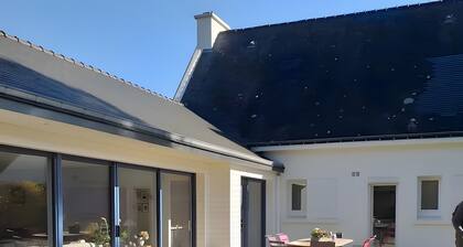 Bed and Breakfast 'Er Vingle - Chambre - Suite' with Sea View, Shared Terrace and Wi-Fi