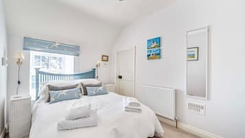 2 bedrooms, individually decorated, individually furnished, free WiFi