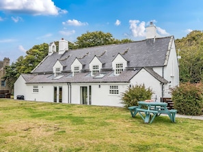Exterior - Bodior Garden Cottage Bach (Holyhead)