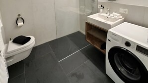 Uklassifisert bilde, 2 av 5, knapp
