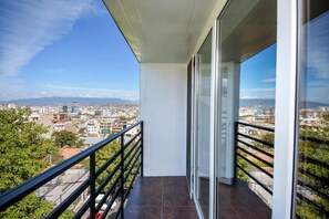 Luxury Suite, 1 King Bed with Sofa bed, Balcony, City View | Property grounds - Libretto Tbilisi (Tbilisi)