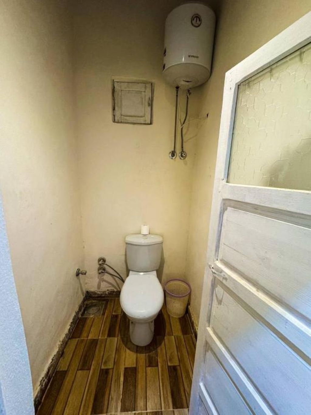 Towels, soap, toilet paper