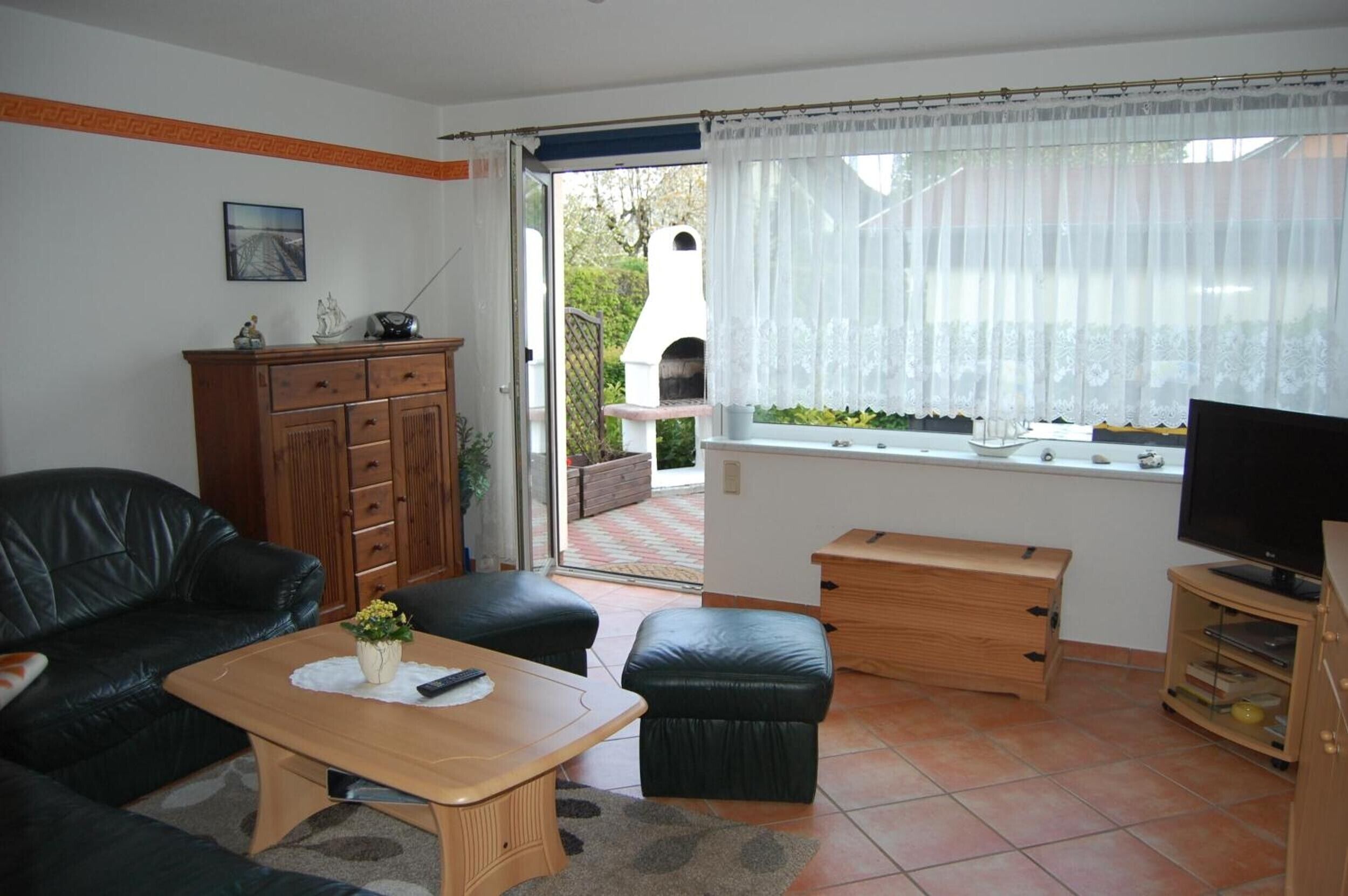 Télévision, table de tennis de table