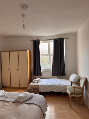 Room, 1 Bedroom, City View | 1 bedroom - Room-charming Guest Room in Morden With (Morden)