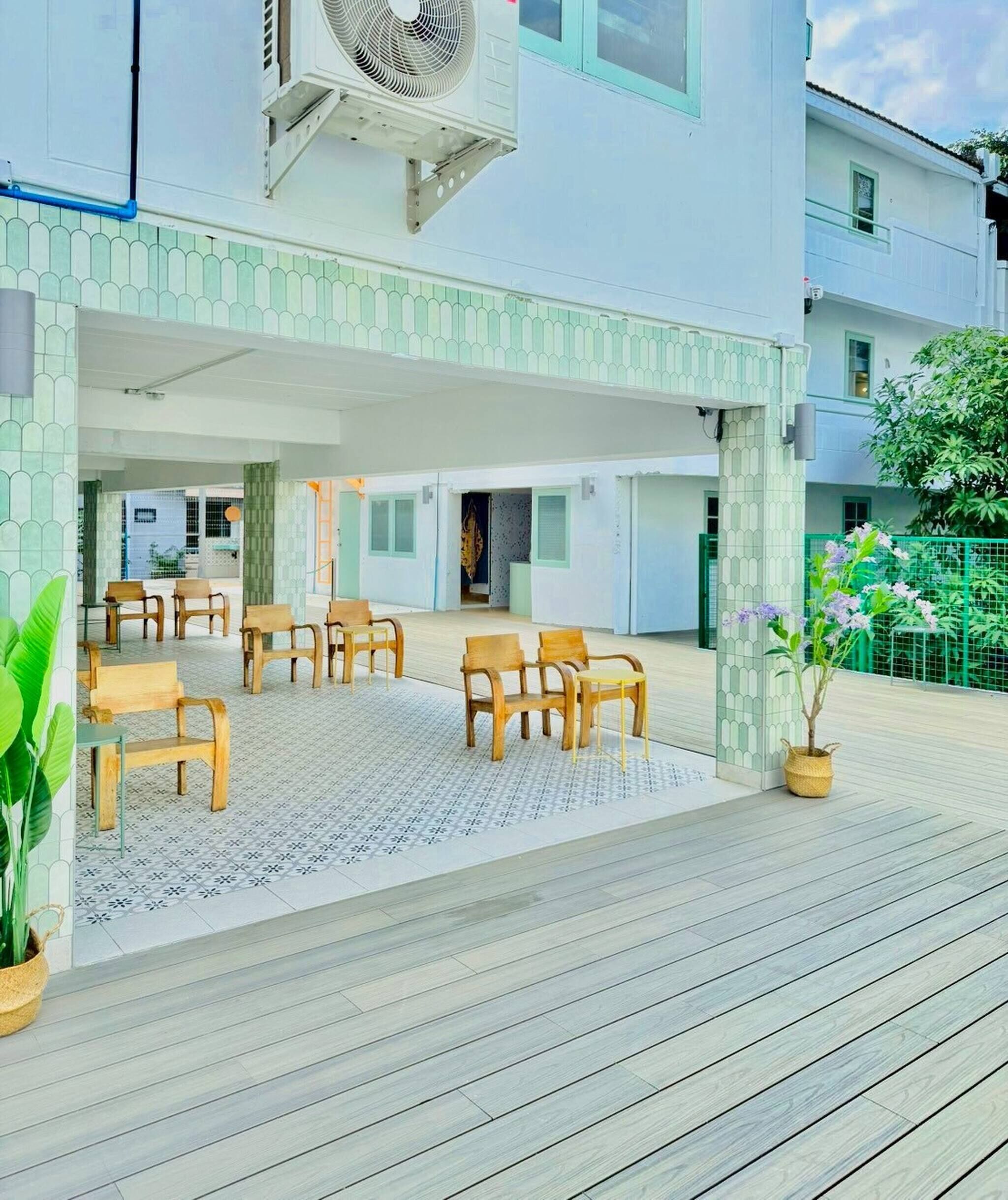Shared Dormitory, 1 Bedroom, Smoking, Balcony | Terrace/patio