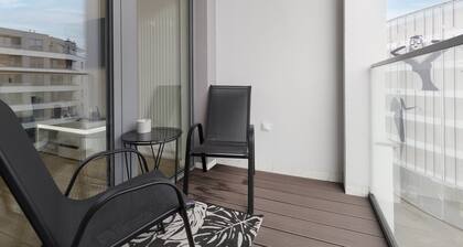 Testpropertythirt Do not Book add Charachers