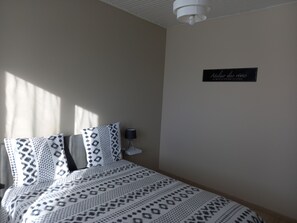 2 Schlafzimmer, Bügeleisen/Bügelbrett, WLAN, Bettwäsche