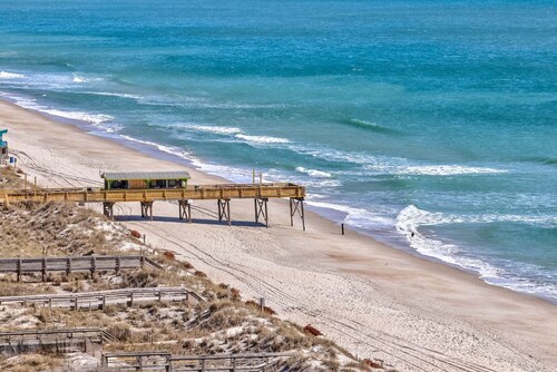 Private Pool Carolina Beach Rental | Dog Friendly + Luxury Finishes, Sleeps 9
