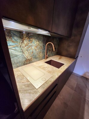 Private kitchen - Superb Appart Centre Calvi (Calvi)
