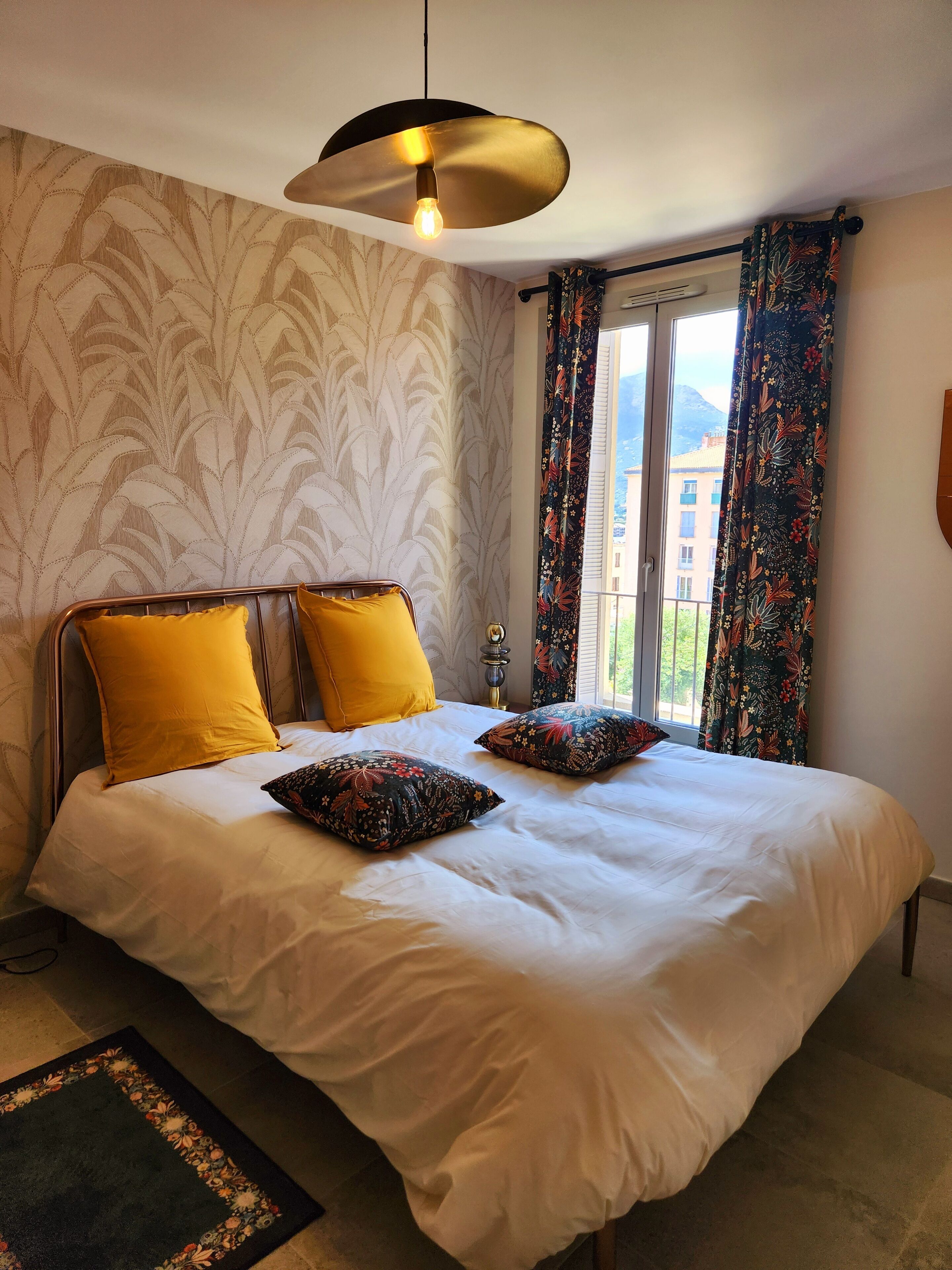 Iron/ironing board, internet